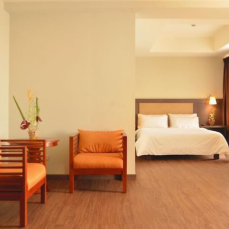 Rivermount Hotel And Resort Sarrat Exterior photo
