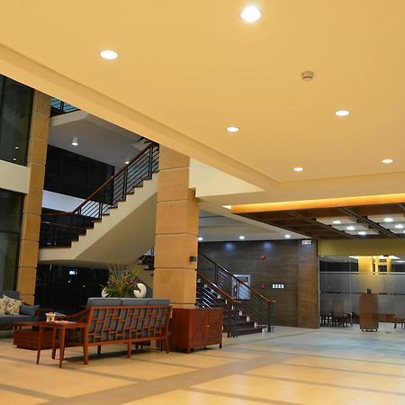 Rivermount Hotel And Resort Sarrat Exterior photo