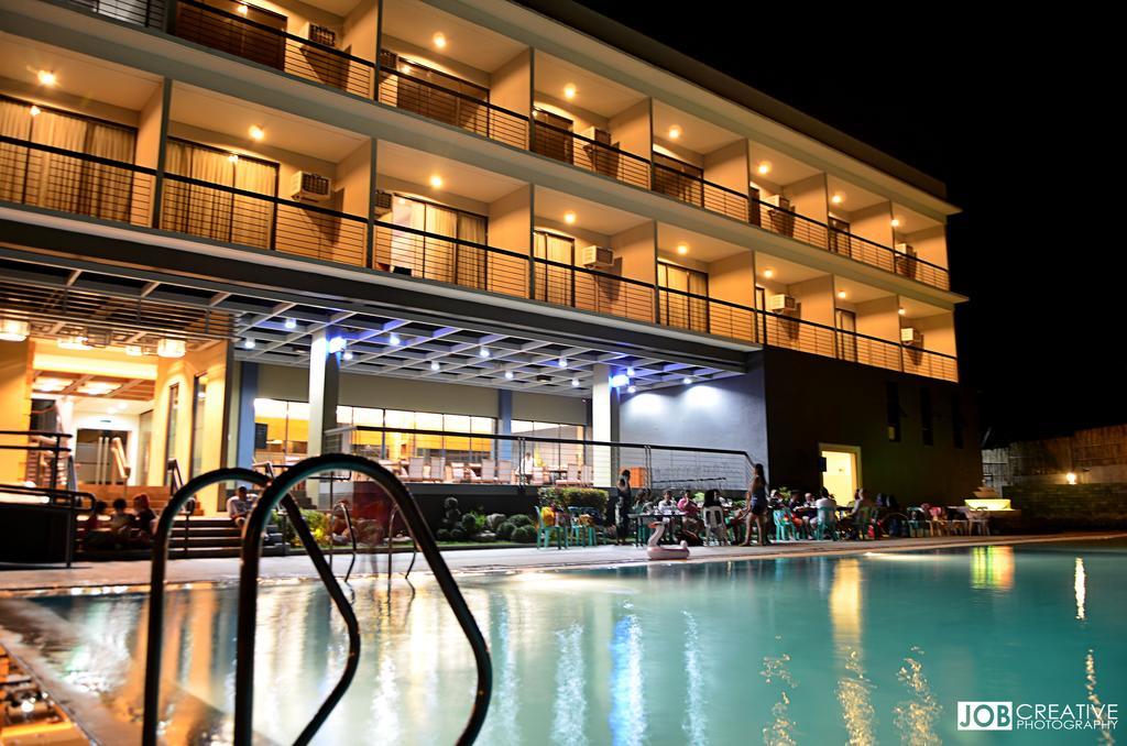 Rivermount Hotel And Resort Sarrat Exterior photo