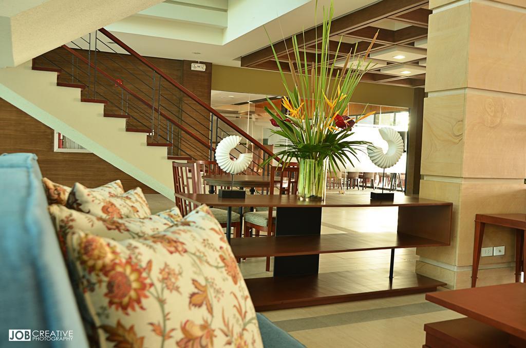 Rivermount Hotel And Resort Sarrat Exterior photo