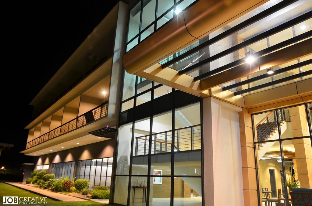 Rivermount Hotel And Resort Sarrat Exterior photo